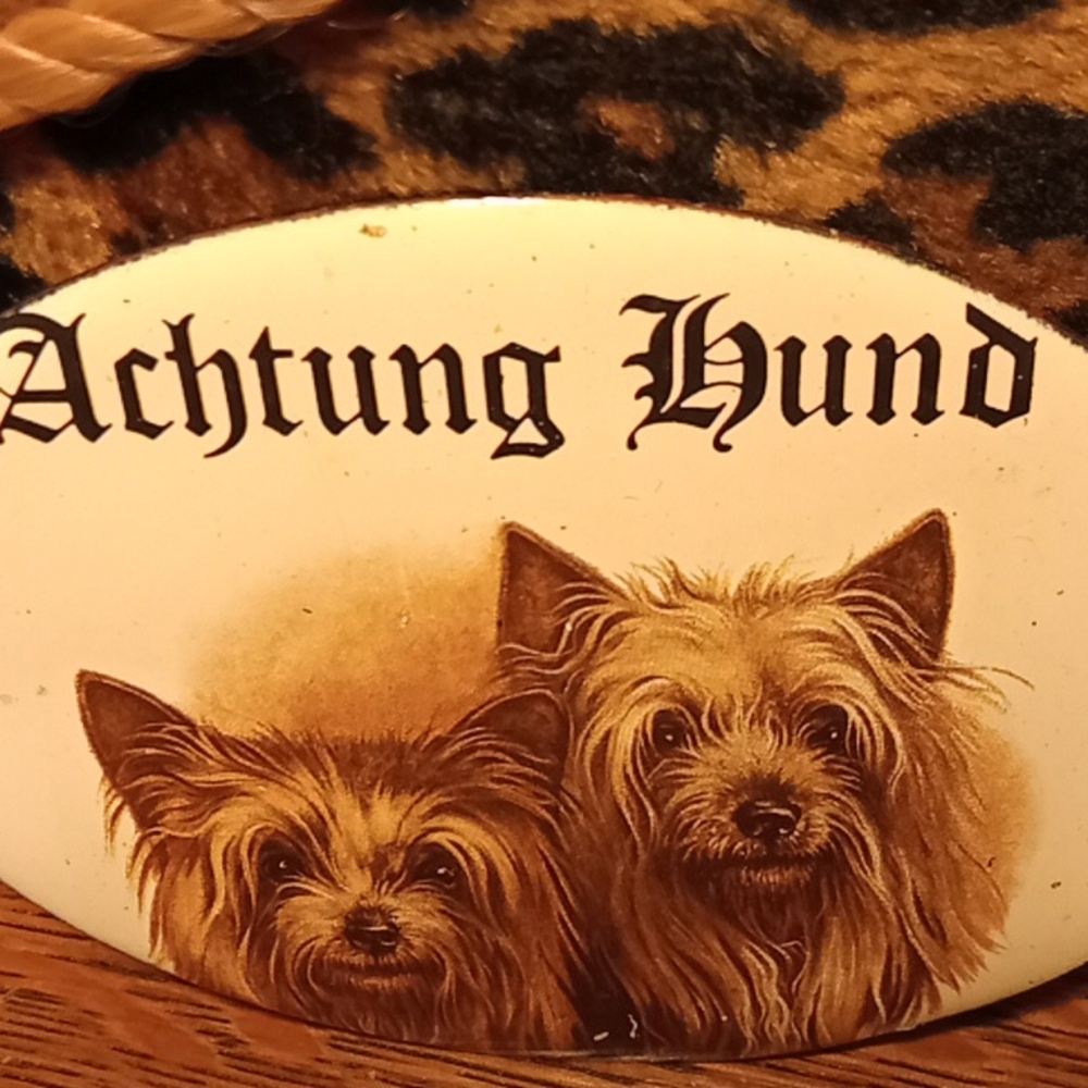 Achtung Hund (Beware of Dogs) Yorkshire Terrior ceramic mini wall plaque.